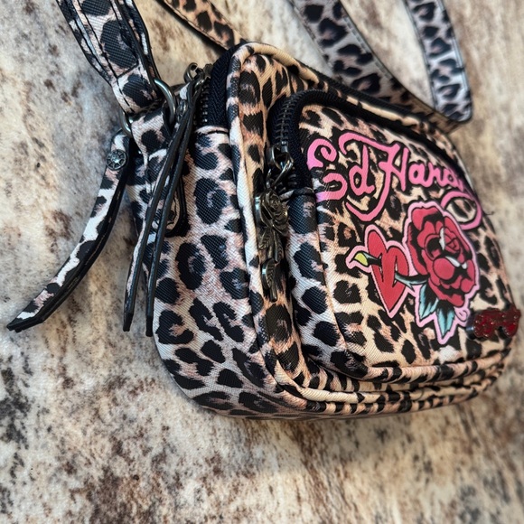Ed Hardy Leopard Crossbody with Pink Rose & Heart Graphic - Picture 2 of 10